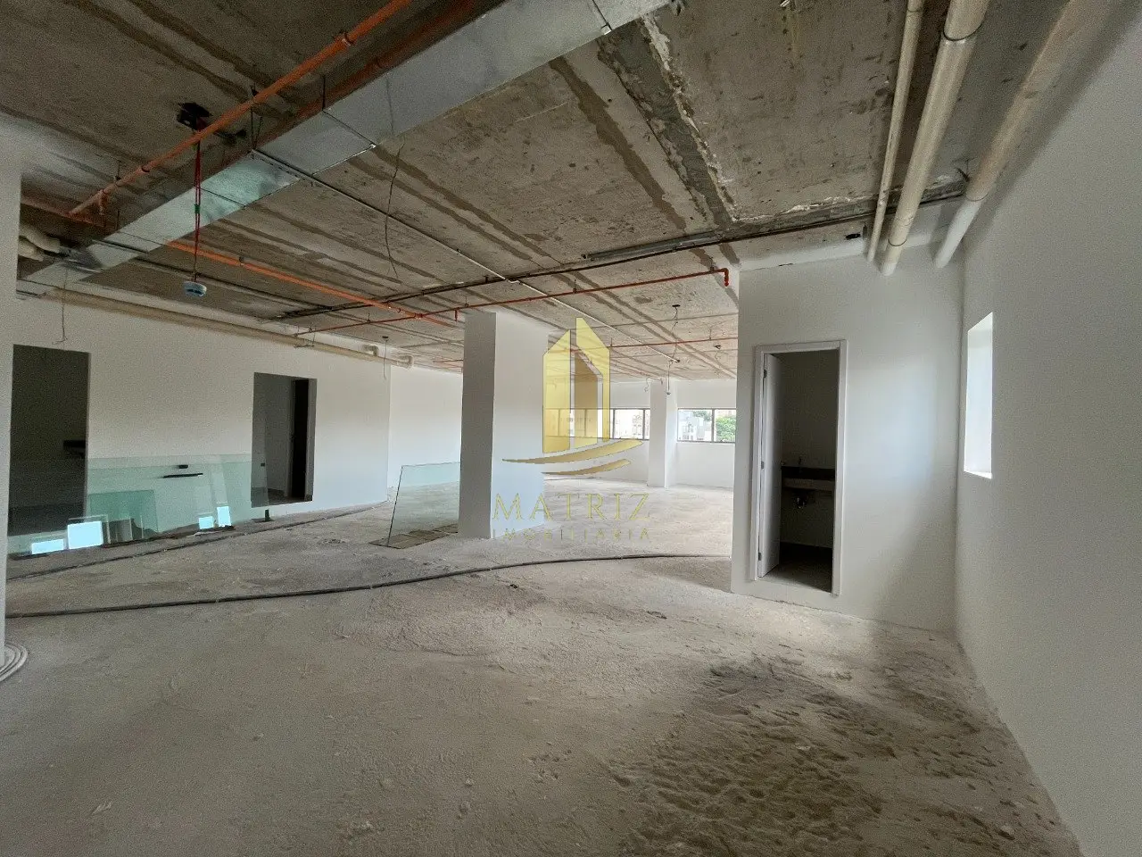 Salas/Conjuntos para alugar no Centro em Franca - Cód. 3894 (Foto 2) - Matriz Imobiliária