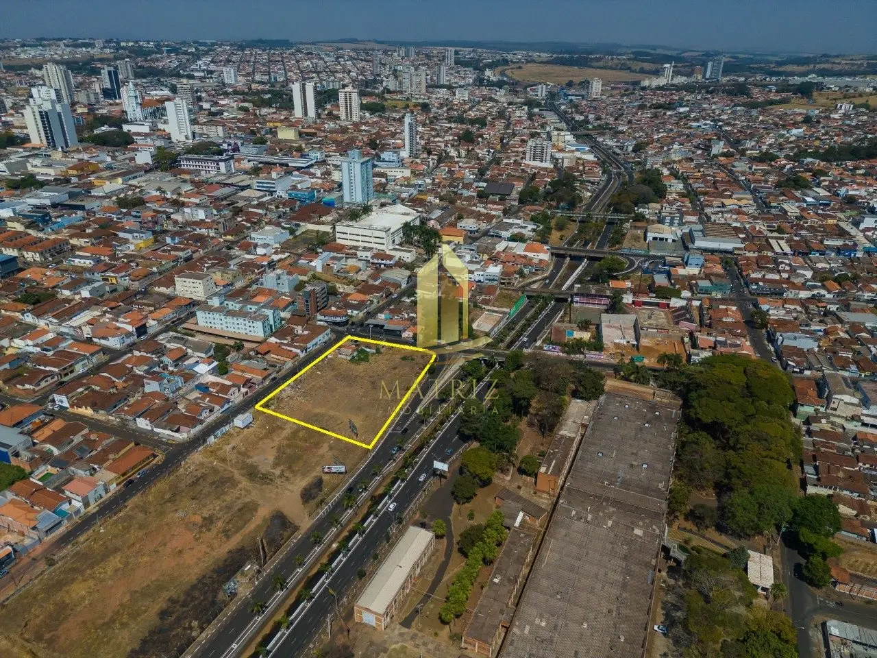 Terreno Comercial à venda no Centro em Franca - Cód. 5385 (Foto 3) - Matriz Imobiliária