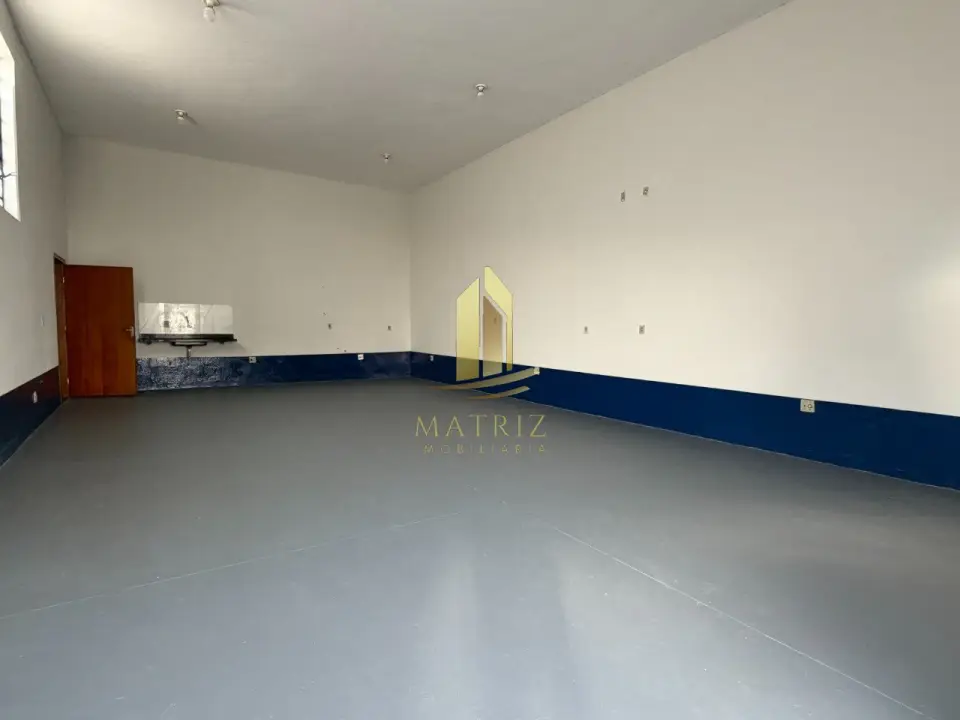 Galpão para alugar no Parque Residencial Nova Franca em Franca - Cód. 2486 - Matriz Imobiliária