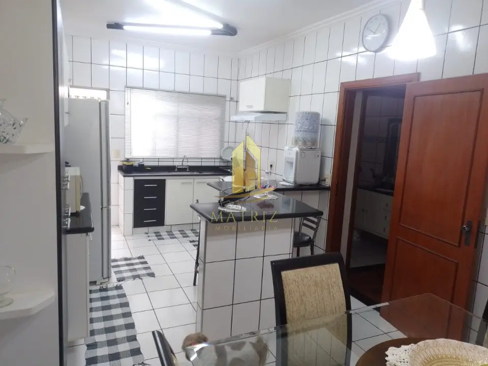 Casa à venda no Jardim Tropical em Franca - Cód. 2533 - Matriz Imobiliária