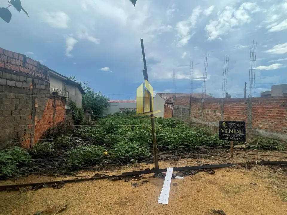 Terreno à venda no Jardim Ângela Rosa em Franca - Cód. 3074 - Matriz Imobiliária
