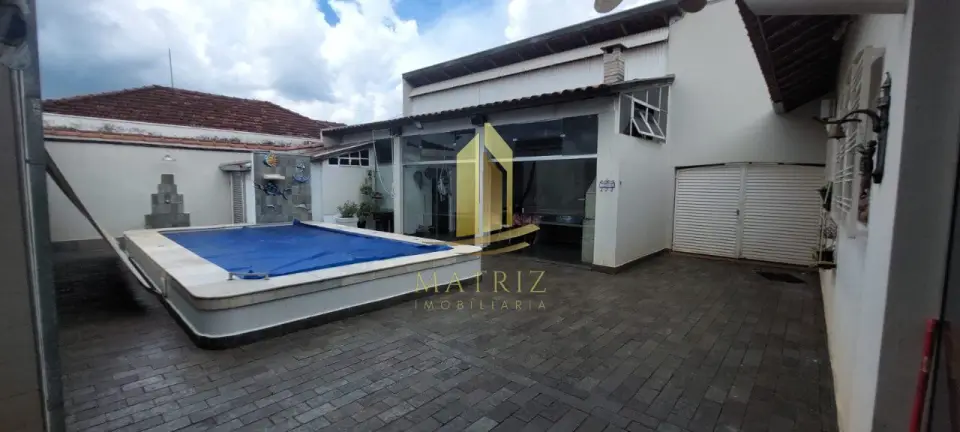 Casa à venda na Vila Nicacio em Franca - Cód. 3963 - Matriz Imobiliária