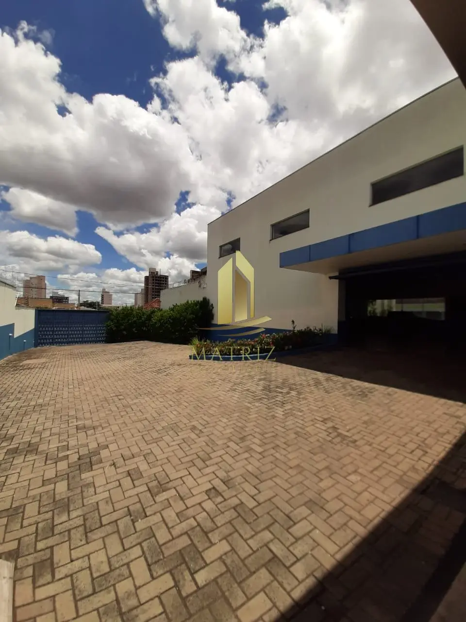 Galpão à venda no Parque Industrial em São José do Rio Preto - Cód. 4181 - Matriz Imobiliária