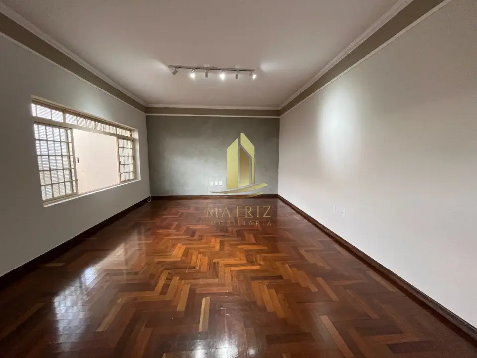 Casa à venda no São José em Franca - Cód. 4245 - Matriz Imobiliária