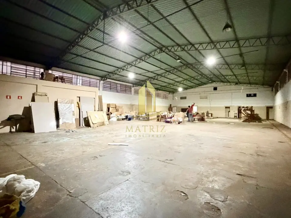 Galpão para alugar no Jardim Roselândia em Franca - Cód. 4999 - Matriz Imobiliária